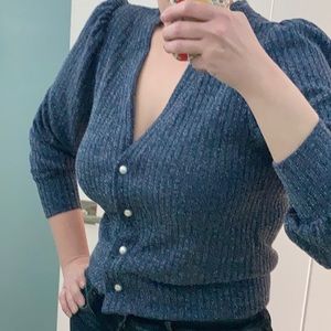Cute cropped blue cardigan size medium